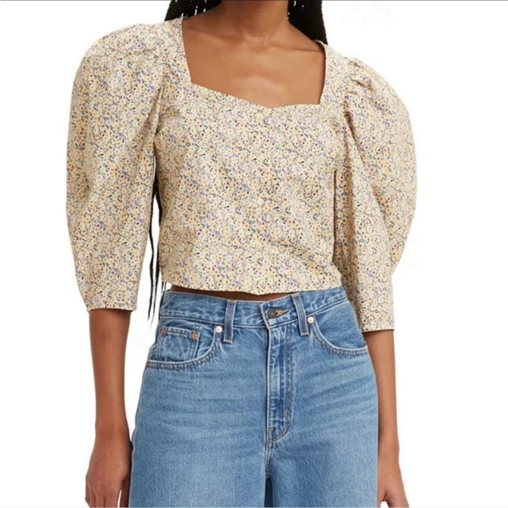 NWT Levi’s The Everyday Blouse